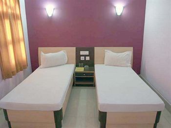 Santana Hotel Puri Esterno foto